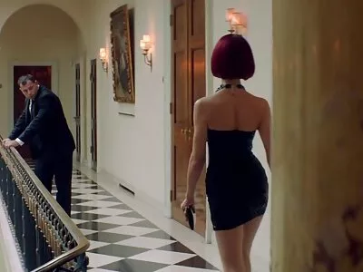 Videoclip cu Phoenix Marie în atletism obraznic (Preston Parker) big sex mature