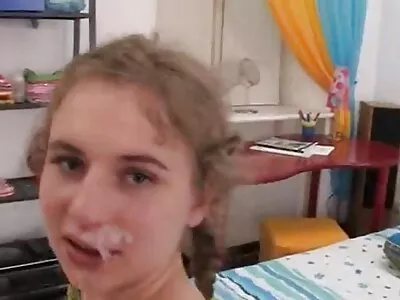 Videoclipul Greedy Groper sex mature mom (Bliss Dulce)