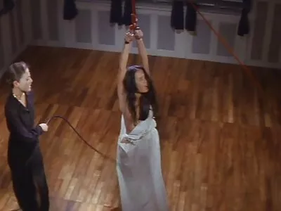 Cassandra Nix Regina femei mature xxx gâtului adânc