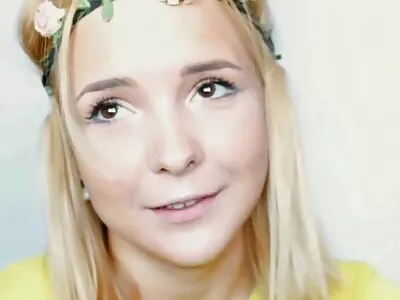 Videoclipul Silvia So Sweet (Silvia Saige) sex mature blonde