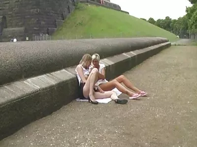 Videoclip cu baie cu mature sexy 50 spumă braziliană (Zahăr dulce)