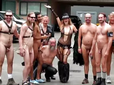 Videoclip pentru Boy Crush (Zarena mature super sex Summers)